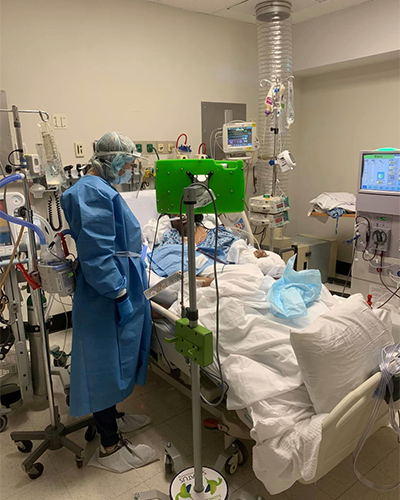 Churchill cares for a COVID-19 patient