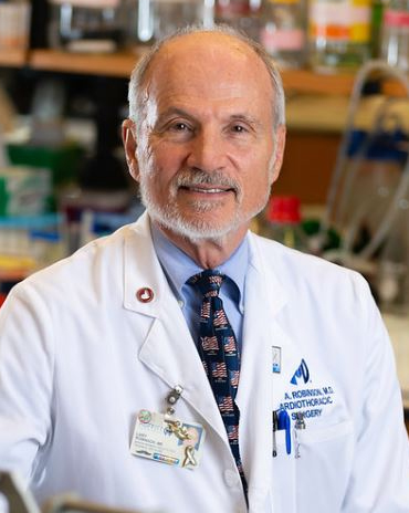 photo of Dr. Lary Robinson