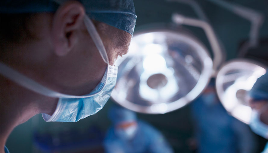 Doctor preparing for liver surgery