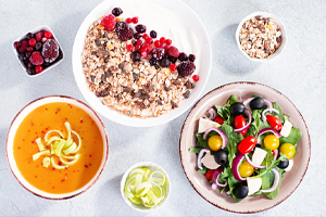 Yogurt, fruits and grains