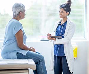 Dietician meeting with patient