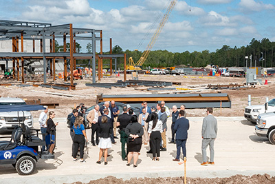 Sen. Rick Scott and Rep. Gus Bilirakis tour the Speros FL site in Pasco County.