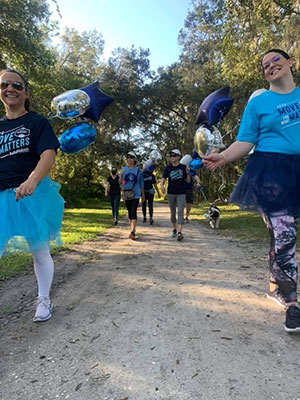 Alicia DeFrancesco, 20 year cancer survivor participates in Miles for Moffitt to give back