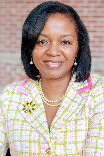 Headshot of Elaine H. Bryant, president of the Gamma Theta Omega Chapter