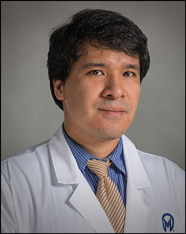 headshot of Dr. Julio Chavez