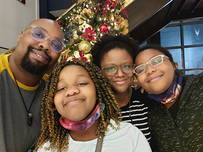 Gary Lambert and his family celebrate the holidays in 2021, just a month before he learned his multiple myeloma was progressing.