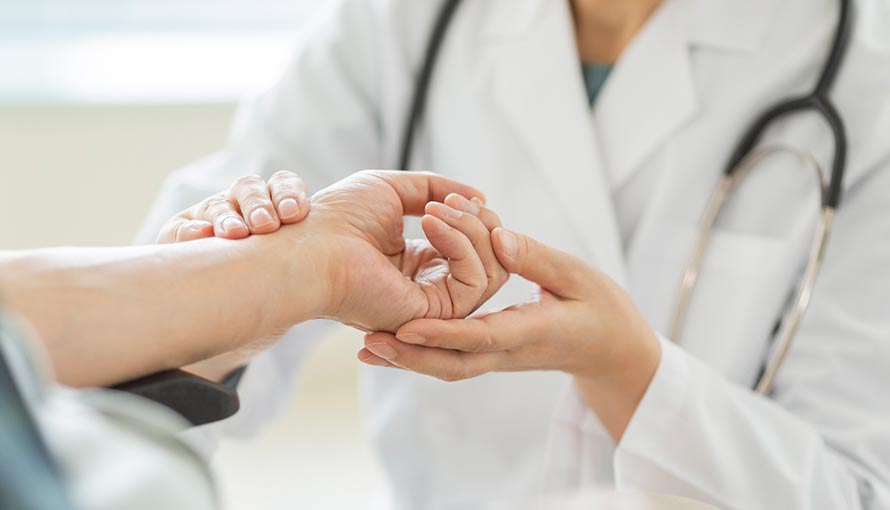 epithelioid sarcoma begins as a single lump that is small, firm and painless