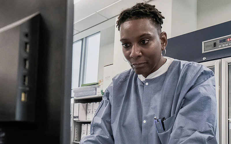 Moffitt Cancer Center Clinical Trials researcher in the clinical lab