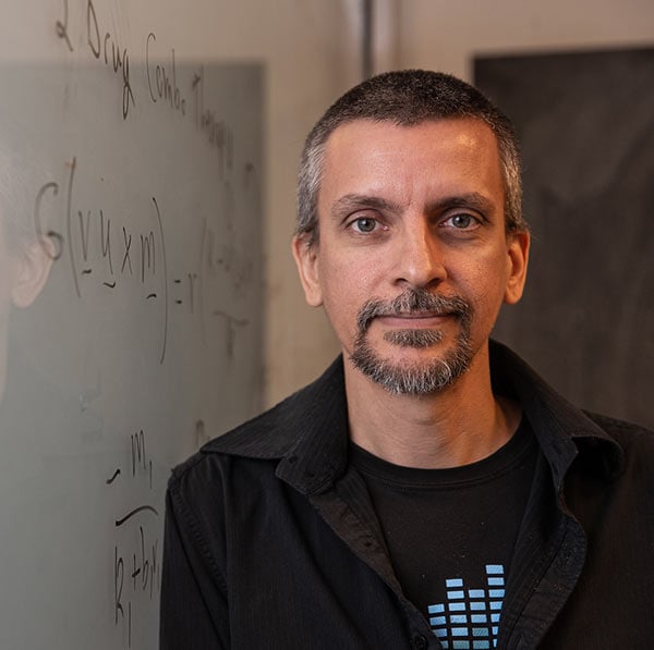 Mark Robertson-Tessi