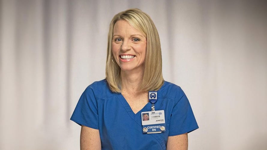 Smiling headshot image of Jenifer, colon cancer survivor.