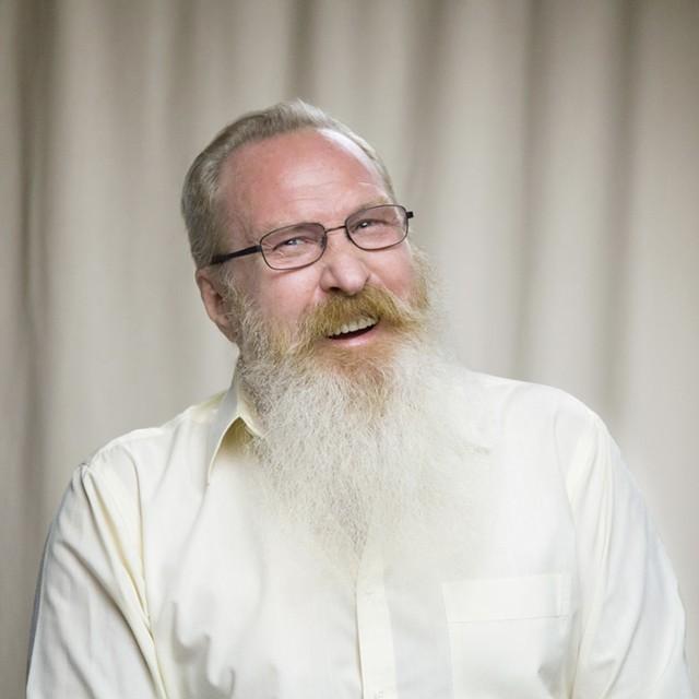 Profile headshot of Keith, colon and liver cancer surivor.
