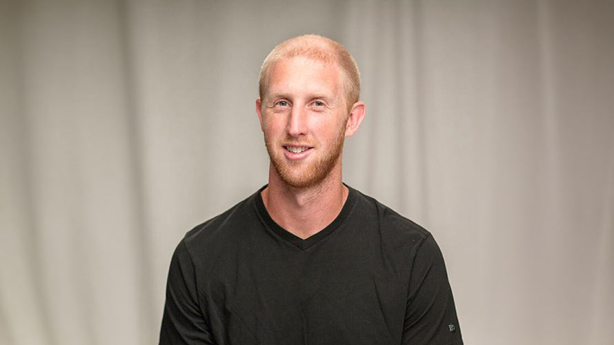 NFL quarterback Mike Glennon, volunteer for Moffitt, smiles for the camera.
