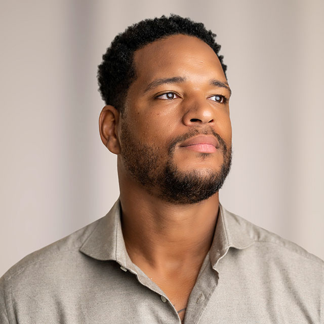 Profile headshot of William, Moffitt Cancer Center supporter. 