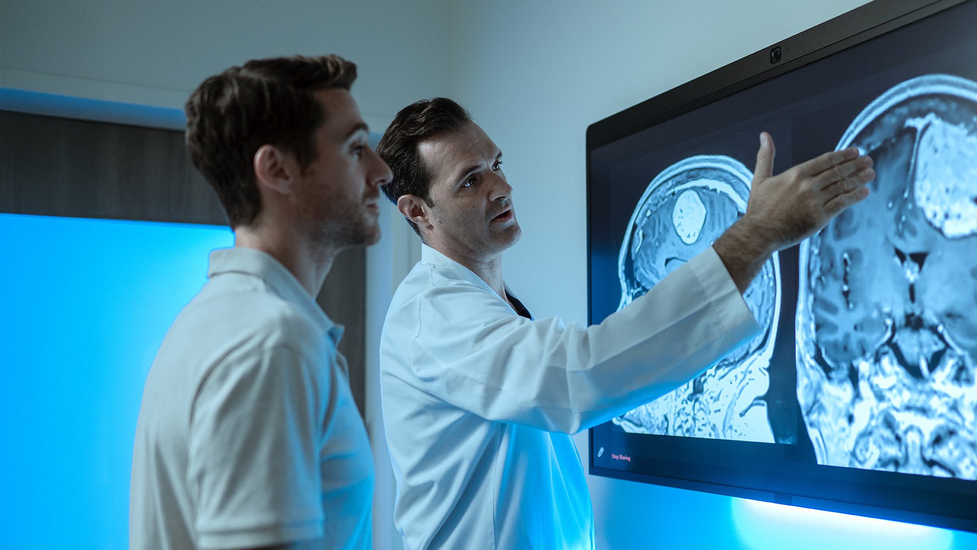 Dr. Beer Furlan and patient